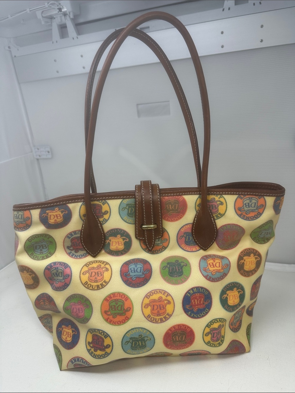 Dooney & Bourke